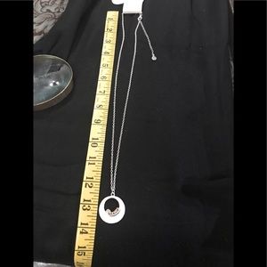 Women’s earrings and necklace new with tag